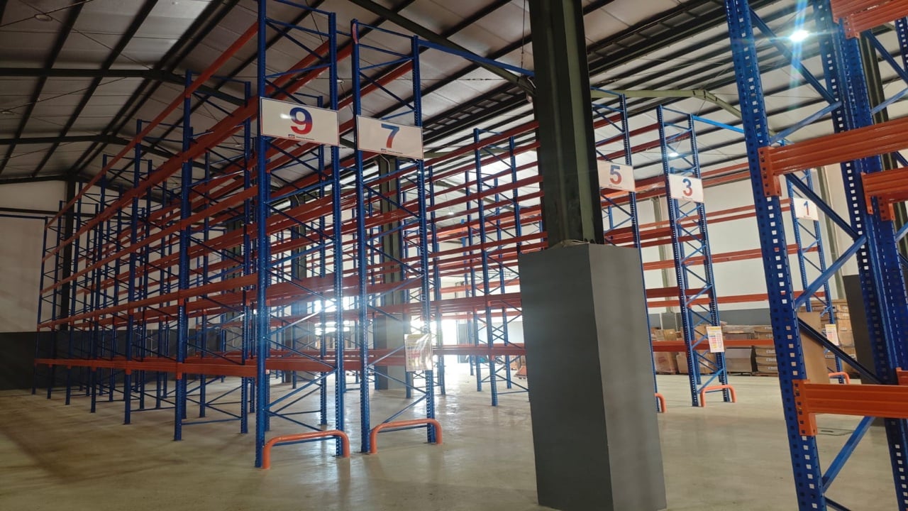 Standar & Sertifikasi Rak Heavy Duty: Panduan Lengkap